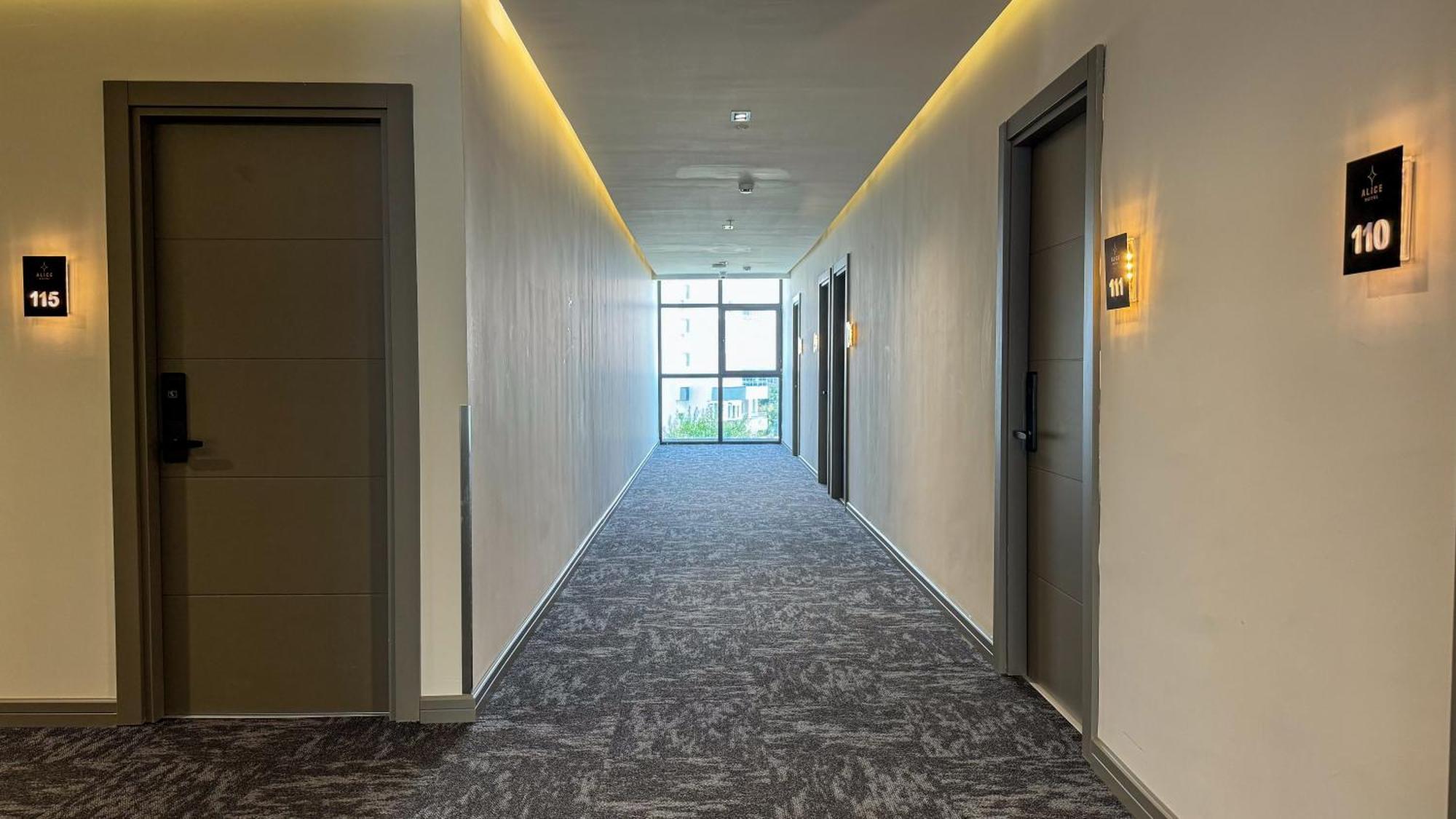 Alice Hotel אנטליה מראה חיצוני תמונה