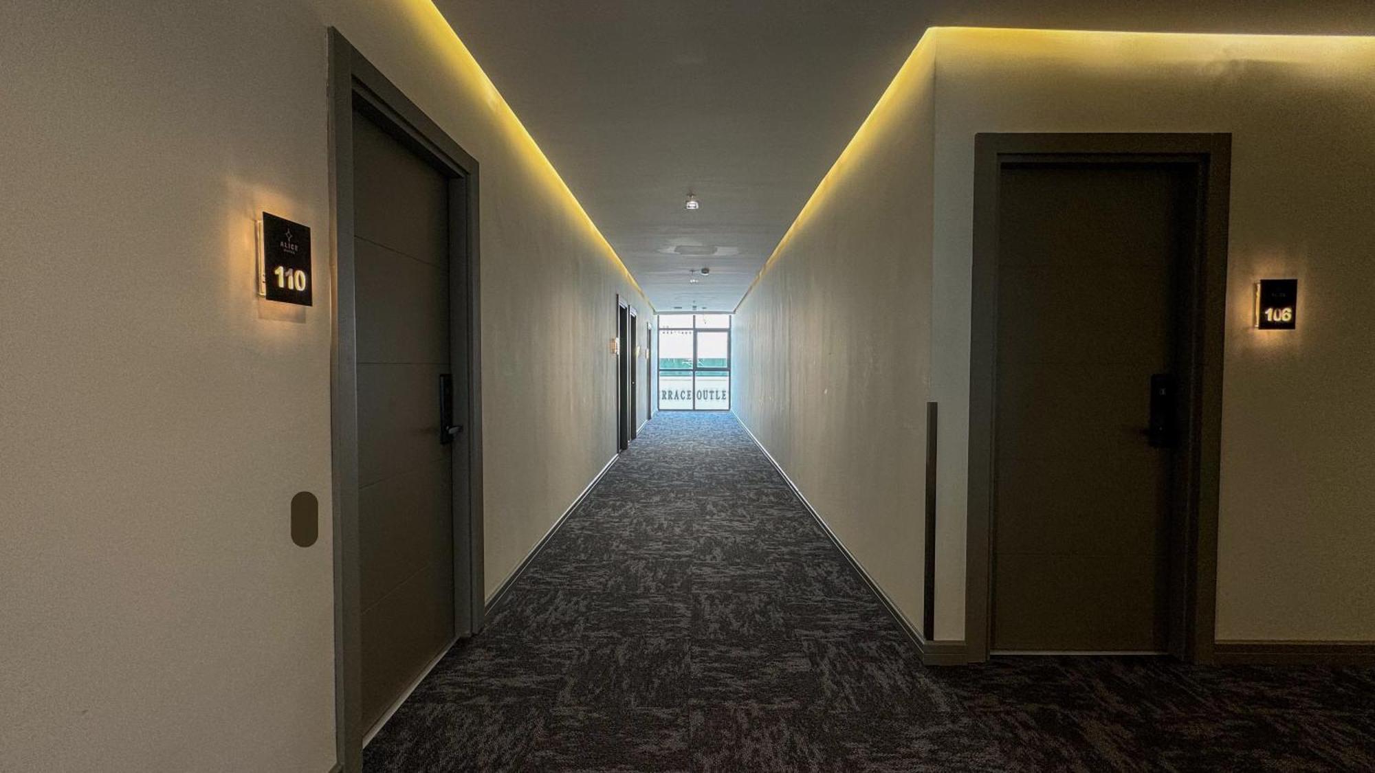 Alice Hotel אנטליה מראה חיצוני תמונה